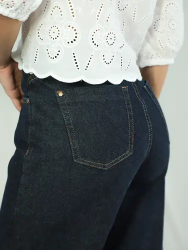 CALCA WIDE LEG ESCURA
