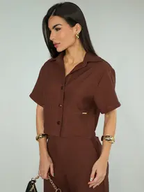 CAMISA CROPED 2 BOLSOS ASSIMETRICO