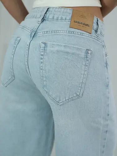 BERMUDA JORTS ABERTURA LATERAL